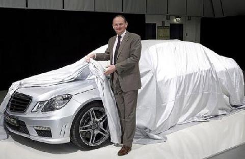 Mercedes-Benz teases the next E63 AMG